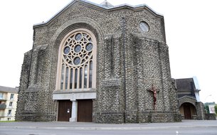 L'église Sainte-Jeanne-d'Arc