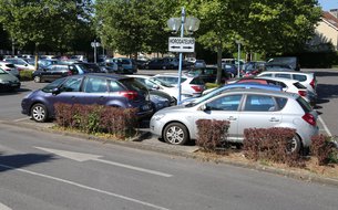 parking JB Clément.
