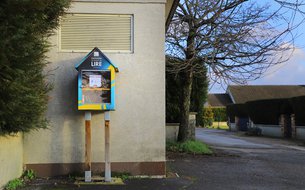 Photo de la boite à livre située au Theux 